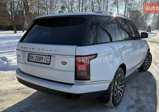 Белый Ленд Ровер Рендж Ровер, объемом двигателя 2.99 л и пробегом 220 тыс. км за 28500 $, фото 3 на Automoto.ua