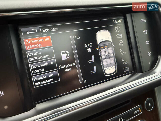 Білий Ленд Ровер Рендж Ровер, об'ємом двигуна 2.99 л та пробігом 165 тис. км за 34999 $, фото 105 на Automoto.ua