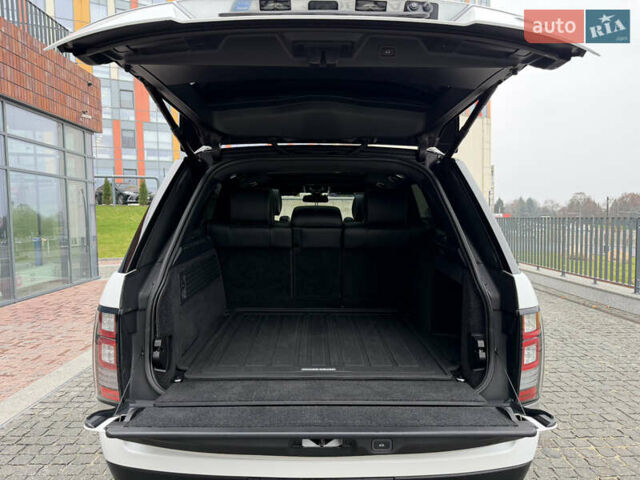 Білий Ленд Ровер Рендж Ровер, об'ємом двигуна 2.99 л та пробігом 165 тис. км за 34999 $, фото 63 на Automoto.ua