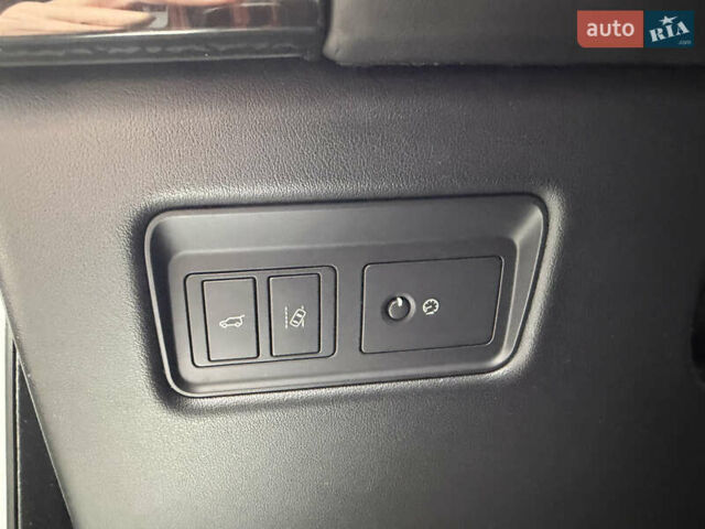 Білий Ленд Ровер Рендж Ровер, об'ємом двигуна 2.99 л та пробігом 165 тис. км за 34999 $, фото 41 на Automoto.ua