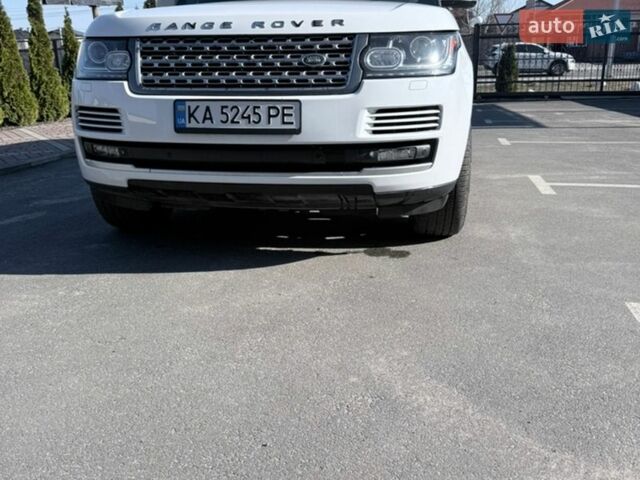 Белый Ленд Ровер Рендж Ровер, объемом двигателя 5 л и пробегом 175 тыс. км за 42000 $, фото 2 на Automoto.ua