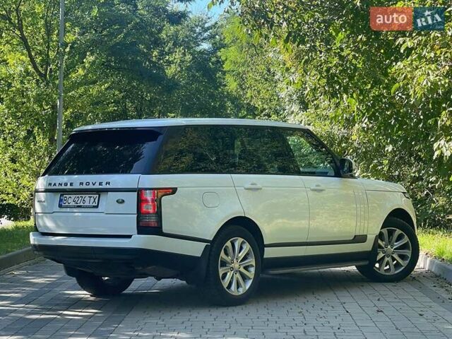 Белый Ленд Ровер Рендж Ровер, объемом двигателя 3 л и пробегом 322 тыс. км за 26000 $, фото 3 на Automoto.ua
