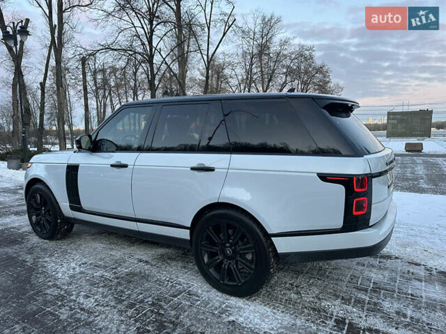 Белый Ленд Ровер Рендж Ровер, объемом двигателя 2.99 л и пробегом 205 тыс. км за 39950 $, фото 31 на Automoto.ua