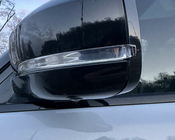 Белый Ленд Ровер Рендж Ровер, объемом двигателя 2.99 л и пробегом 205 тыс. км за 39950 $, фото 28 на Automoto.ua