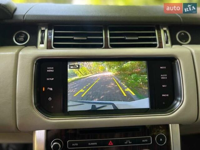 Белый Ленд Ровер Рендж Ровер, объемом двигателя 3 л и пробегом 322 тыс. км за 26000 $, фото 14 на Automoto.ua