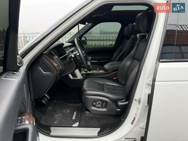 Білий Ленд Ровер Рендж Ровер, об'ємом двигуна 2.99 л та пробігом 165 тис. км за 34999 $, фото 30 на Automoto.ua