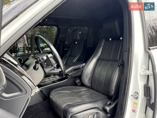 Білий Ленд Ровер Рендж Ровер, об'ємом двигуна 3 л та пробігом 199 тис. км за 35999 $, фото 53 на Automoto.ua