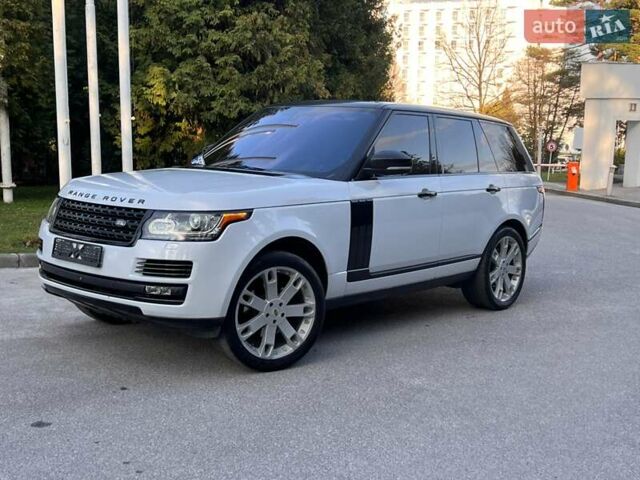 Білий Ленд Ровер Рендж Ровер, об'ємом двигуна 3 л та пробігом 120 тис. км за 34999 $, фото 16 на Automoto.ua