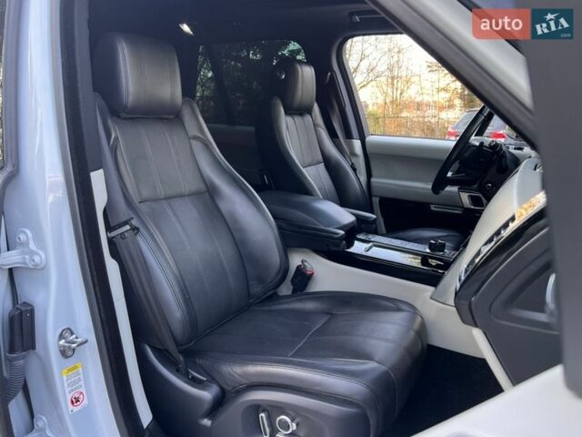Білий Ленд Ровер Рендж Ровер, об'ємом двигуна 3 л та пробігом 120 тис. км за 34999 $, фото 77 на Automoto.ua