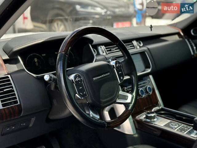Белый Ленд Ровер Рендж Ровер, объемом двигателя 3 л и пробегом 147 тыс. км за 36000 $, фото 12 на Automoto.ua