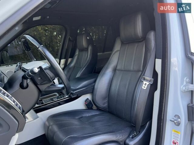 Білий Ленд Ровер Рендж Ровер, об'ємом двигуна 3 л та пробігом 120 тис. км за 34999 $, фото 55 на Automoto.ua