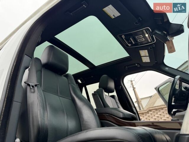 Білий Ленд Ровер Рендж Ровер, об'ємом двигуна 2.99 л та пробігом 134 тис. км за 32500 $, фото 21 на Automoto.ua