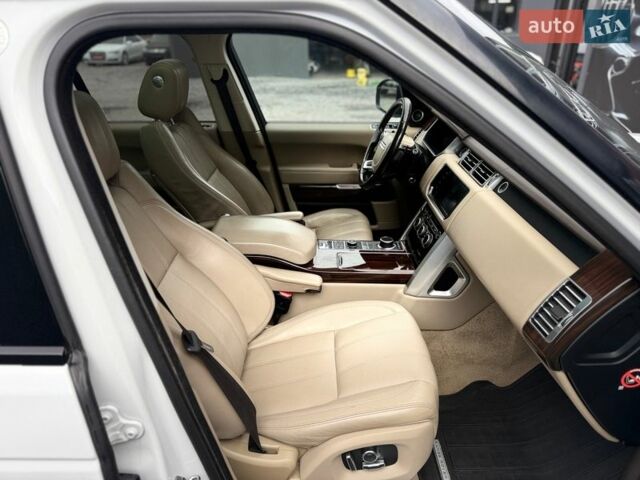 Белый Ленд Ровер Рендж Ровер, объемом двигателя 3 л и пробегом 173 тыс. км за 27500 $, фото 63 на Automoto.ua