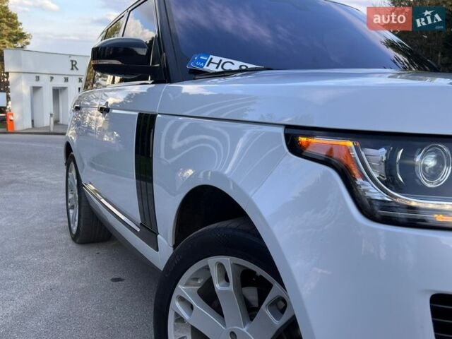 Білий Ленд Ровер Рендж Ровер, об'ємом двигуна 3 л та пробігом 120 тис. км за 34999 $, фото 25 на Automoto.ua