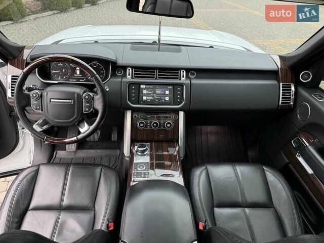 Белый Ленд Ровер Рендж Ровер, объемом двигателя 2.99 л и пробегом 133 тыс. км за 33700 $, фото 23 на Automoto.ua