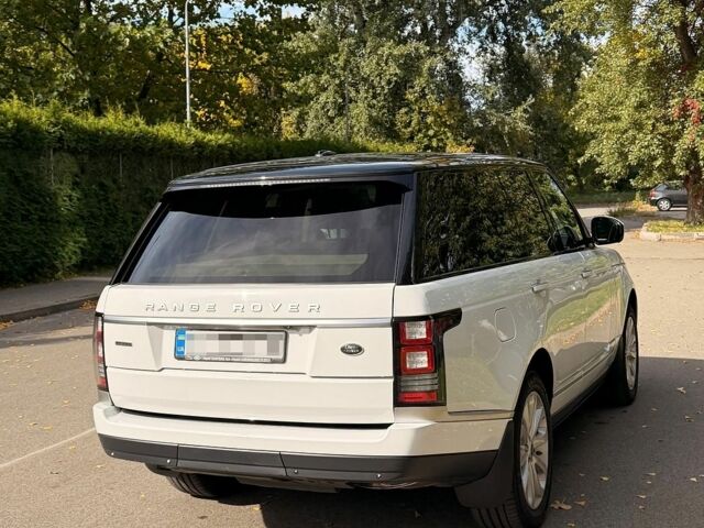 Білий Ленд Ровер Рендж Ровер, об'ємом двигуна 4.37 л та пробігом 168 тис. км за 49000 $, фото 4 на Automoto.ua