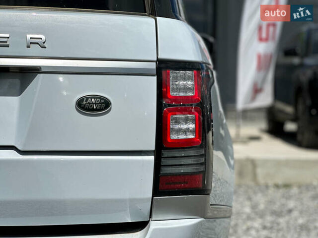 Белый Ленд Ровер Рендж Ровер, объемом двигателя 3 л и пробегом 147 тыс. км за 36000 $, фото 6 на Automoto.ua