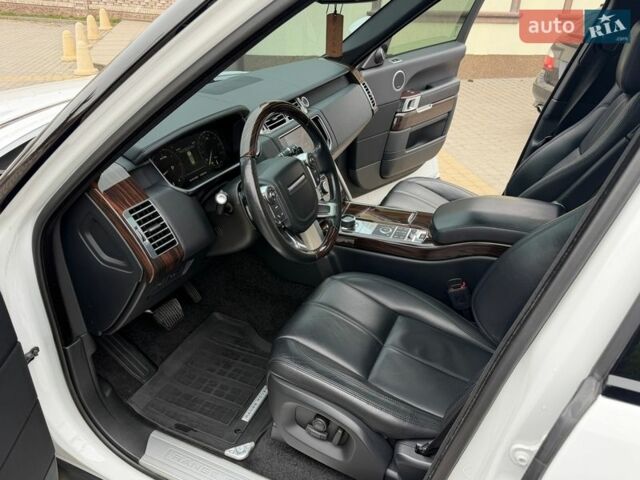 Білий Ленд Ровер Рендж Ровер, об'ємом двигуна 2.99 л та пробігом 134 тис. км за 32500 $, фото 28 на Automoto.ua