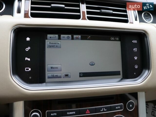 Білий Ленд Ровер Рендж Ровер, об'ємом двигуна 3 л та пробігом 154 тис. км за 31900 $, фото 29 на Automoto.ua