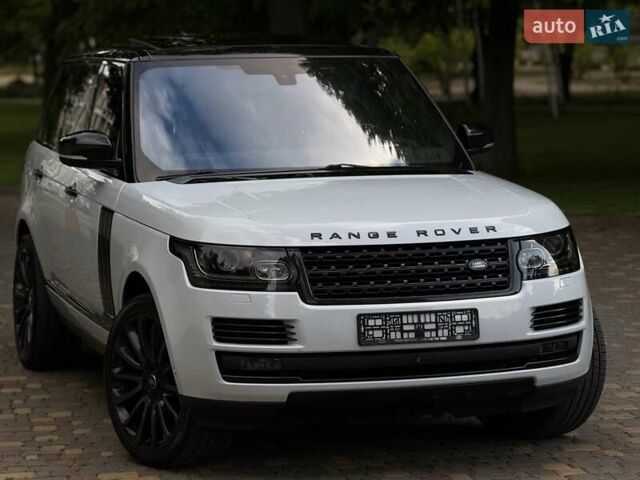 Білий Ленд Ровер Рендж Ровер, об'ємом двигуна 2.99 л та пробігом 180 тис. км за 39850 $, фото 2 на Automoto.ua