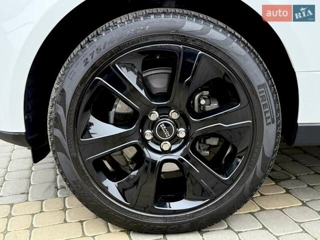 Белый Ленд Ровер Рендж Ровер, объемом двигателя 2.99 л и пробегом 133 тыс. км за 33700 $, фото 10 на Automoto.ua