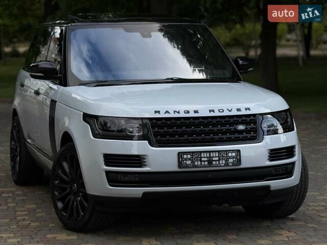 Білий Ленд Ровер Рендж Ровер, об'ємом двигуна 2.99 л та пробігом 180 тис. км за 39850 $, фото 3 на Automoto.ua