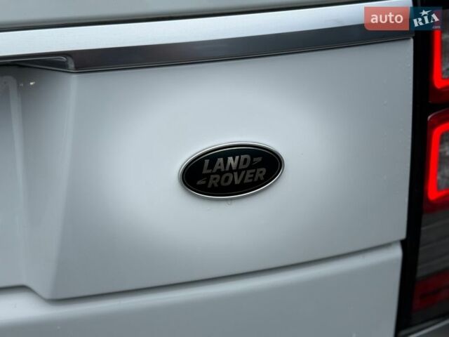 Белый Ленд Ровер Рендж Ровер, объемом двигателя 3 л и пробегом 173 тыс. км за 27500 $, фото 20 на Automoto.ua