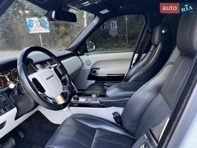 Білий Ленд Ровер Рендж Ровер, об'ємом двигуна 3 л та пробігом 120 тис. км за 34999 $, фото 59 на Automoto.ua