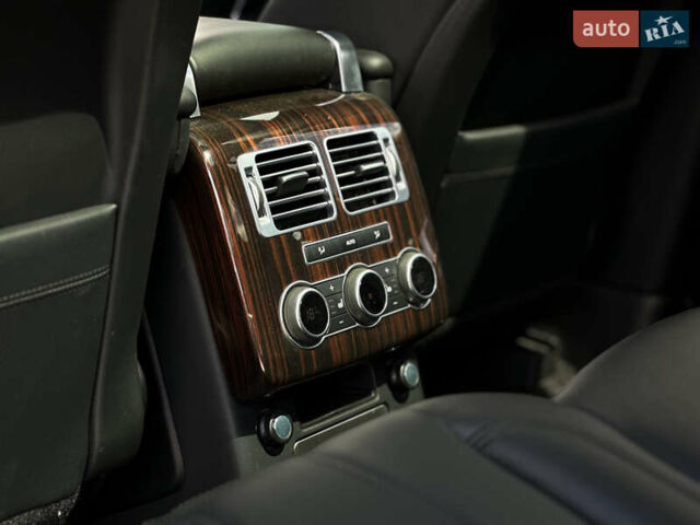 Белый Ленд Ровер Рендж Ровер, объемом двигателя 3 л и пробегом 147 тыс. км за 36000 $, фото 22 на Automoto.ua