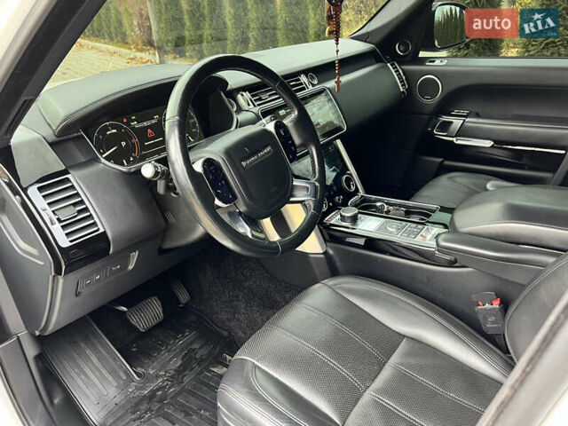 Белый Ленд Ровер Рендж Ровер, объемом двигателя 3 л и пробегом 197 тыс. км за 34999 $, фото 28 на Automoto.ua