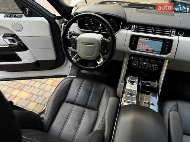 Білий Ленд Ровер Рендж Ровер, об'ємом двигуна 2.99 л та пробігом 180 тис. км за 39850 $, фото 75 на Automoto.ua