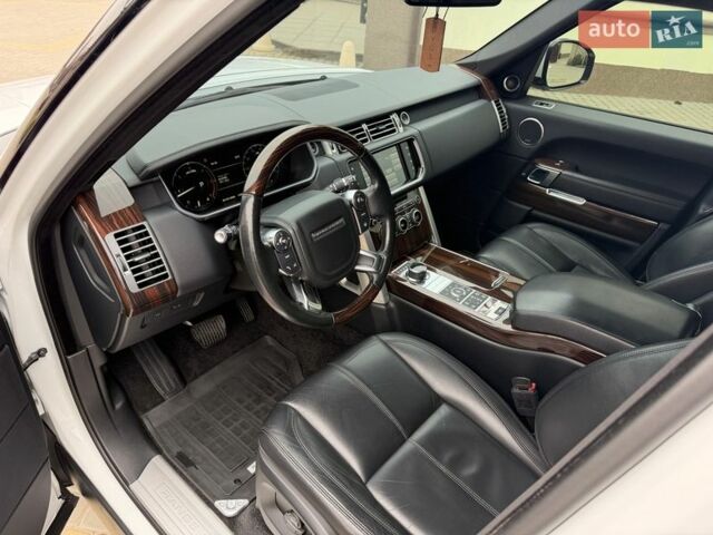 Білий Ленд Ровер Рендж Ровер, об'ємом двигуна 2.99 л та пробігом 134 тис. км за 32500 $, фото 14 на Automoto.ua
