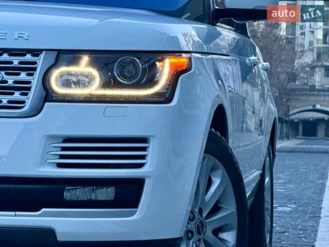 Белый Ленд Ровер Рендж Ровер, объемом двигателя 2.99 л и пробегом 161 тыс. км за 33800 $, фото 38 на Automoto.ua