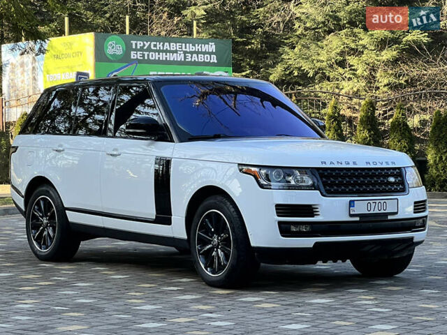 Білий Ленд Ровер Рендж Ровер, об'ємом двигуна 3 л та пробігом 199 тис. км за 34970 $, фото 4 на Automoto.ua