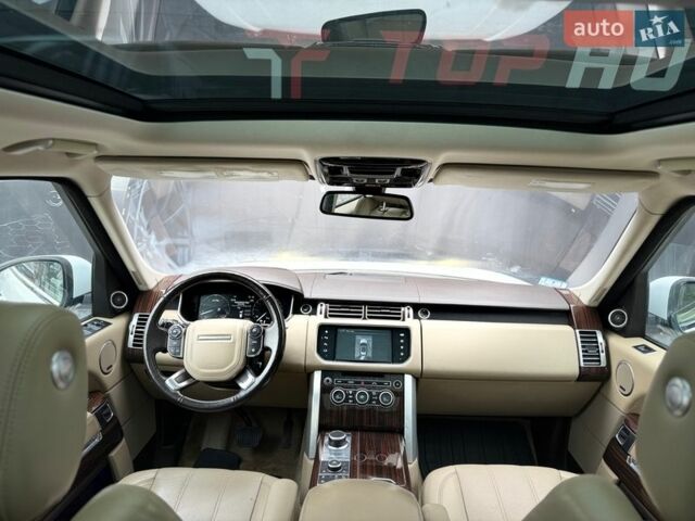 Білий Ленд Ровер Рендж Ровер, об'ємом двигуна 3 л та пробігом 173 тис. км за 27500 $, фото 60 на Automoto.ua