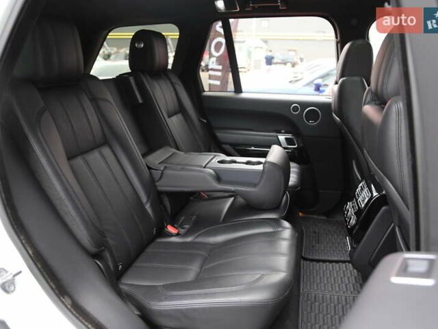 Белый Ленд Ровер Рендж Ровер, объемом двигателя 3 л и пробегом 95 тыс. км за 37900 $, фото 13 на Automoto.ua