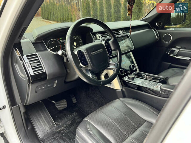 Белый Ленд Ровер Рендж Ровер, объемом двигателя 3 л и пробегом 197 тыс. км за 34999 $, фото 29 на Automoto.ua