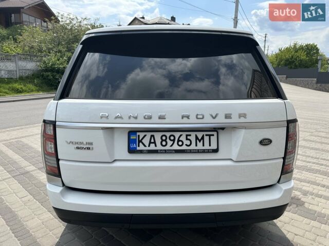 Білий Ленд Ровер Рендж Ровер, об'ємом двигуна 4.37 л та пробігом 122 тис. км за 49900 $, фото 9 на Automoto.ua