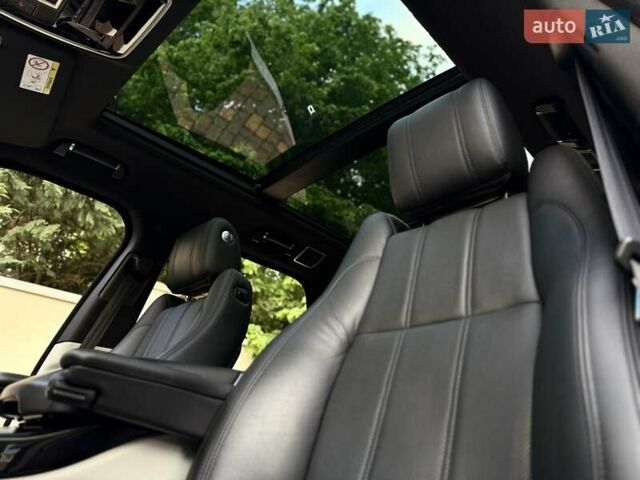 Білий Ленд Ровер Рендж Ровер, об'ємом двигуна 2.99 л та пробігом 180 тис. км за 39850 $, фото 80 на Automoto.ua