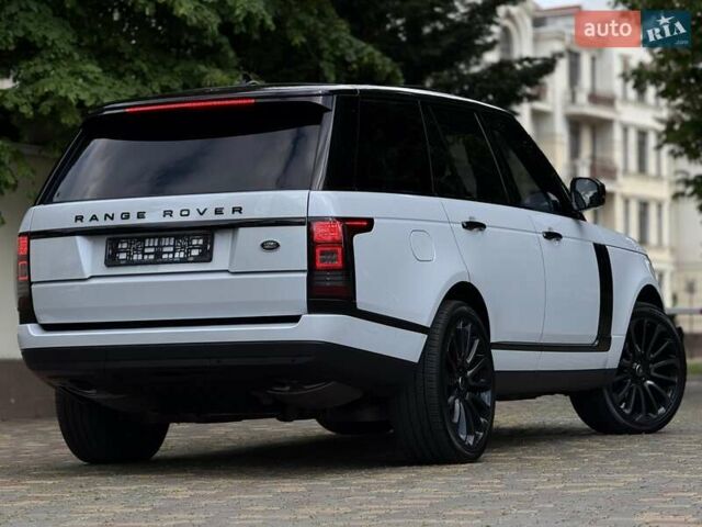 Білий Ленд Ровер Рендж Ровер, об'ємом двигуна 2.99 л та пробігом 180 тис. км за 39850 $, фото 37 на Automoto.ua