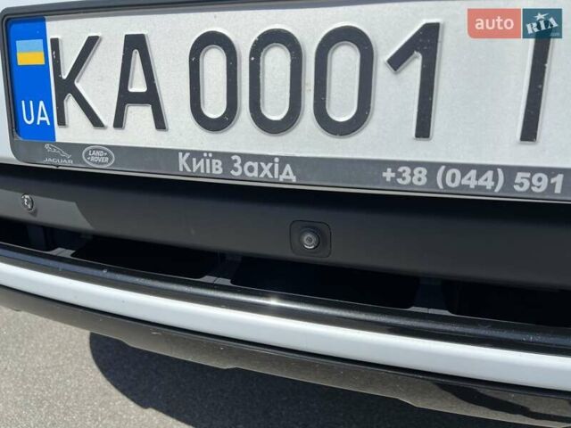Белый Ленд Ровер Рендж Ровер, объемом двигателя 2.99 л и пробегом 176 тыс. км за 40300 $, фото 7 на Automoto.ua