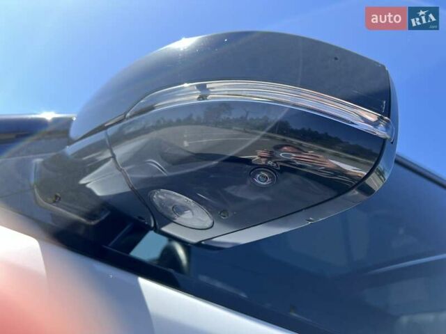 Белый Ленд Ровер Рендж Ровер, объемом двигателя 2.99 л и пробегом 176 тыс. км за 40300 $, фото 14 на Automoto.ua