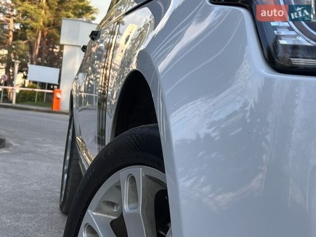 Білий Ленд Ровер Рендж Ровер, об'ємом двигуна 3 л та пробігом 120 тис. км за 34999 $, фото 50 на Automoto.ua