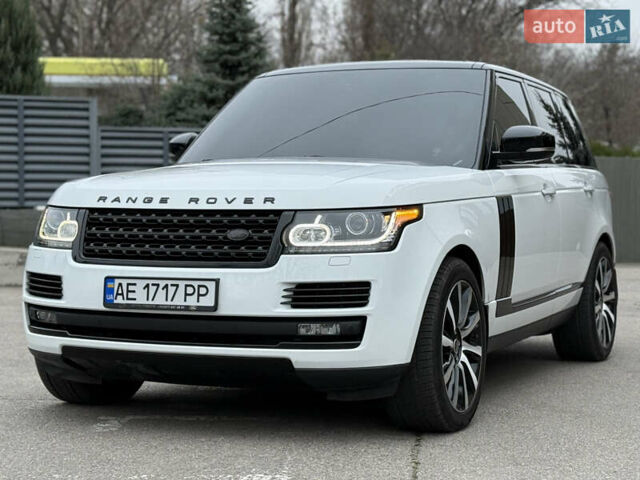 Білий Ленд Ровер Рендж Ровер, об'ємом двигуна 4.37 л та пробігом 272 тис. км за 43000 $, фото 3 на Automoto.ua