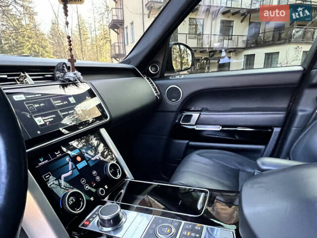 Білий Ленд Ровер Рендж Ровер, об'ємом двигуна 3 л та пробігом 199 тис. км за 34970 $, фото 29 на Automoto.ua