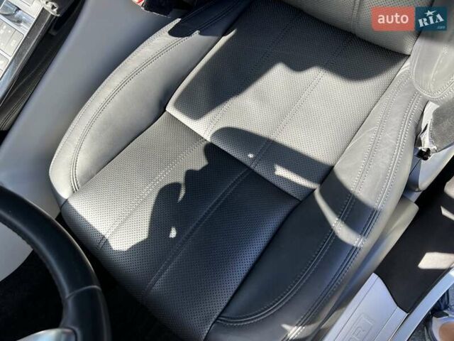 Белый Ленд Ровер Рендж Ровер, объемом двигателя 2.99 л и пробегом 176 тыс. км за 40300 $, фото 36 на Automoto.ua