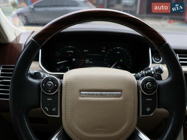 Білий Ленд Ровер Рендж Ровер, об'ємом двигуна 3 л та пробігом 154 тис. км за 31900 $, фото 20 на Automoto.ua