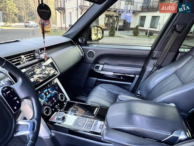 Білий Ленд Ровер Рендж Ровер, об'ємом двигуна 3 л та пробігом 199 тис. км за 34970 $, фото 31 на Automoto.ua