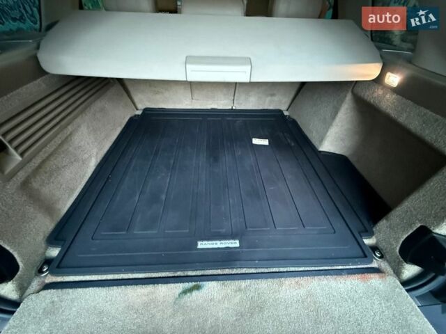 Белый Ленд Ровер Рендж Ровер, объемом двигателя 2.99 л и пробегом 161 тыс. км за 33800 $, фото 65 на Automoto.ua