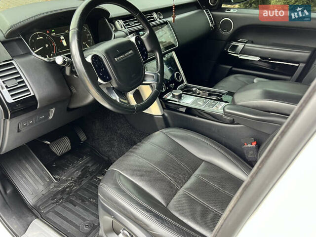 Белый Ленд Ровер Рендж Ровер, объемом двигателя 3 л и пробегом 197 тыс. км за 34999 $, фото 33 на Automoto.ua